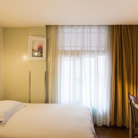 Motel Shanghai Sinan Road Εξωτερικό φωτογραφία