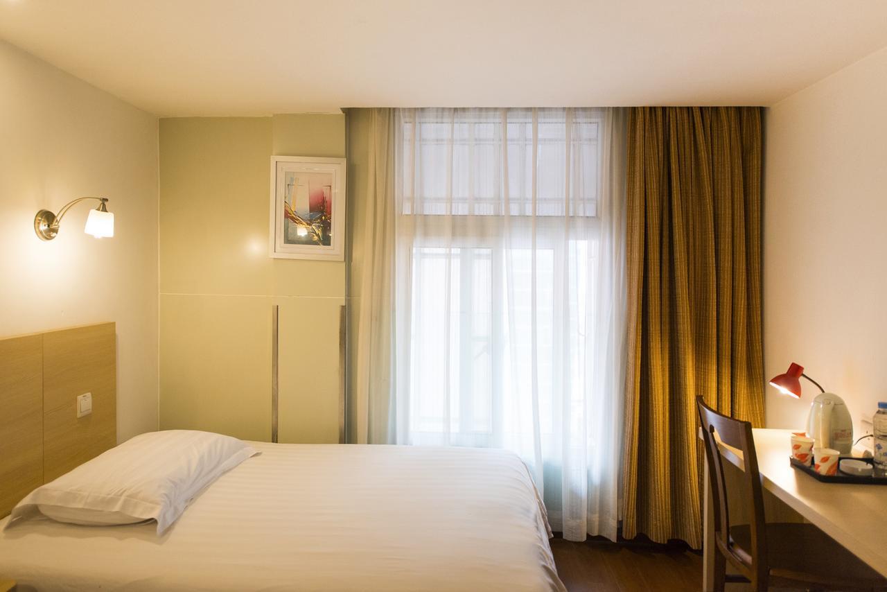 Motel Shanghai Sinan Road Εξωτερικό φωτογραφία