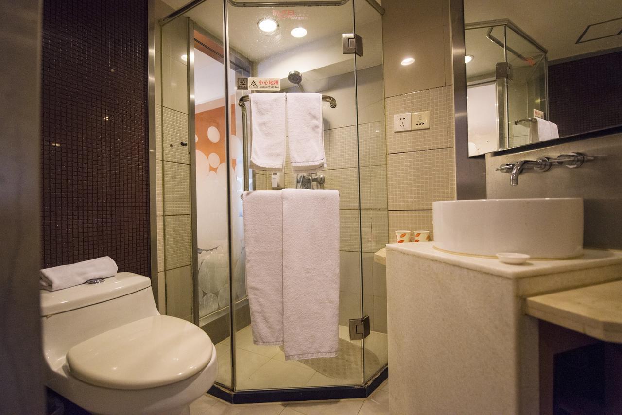 Motel Shanghai Sinan Road Εξωτερικό φωτογραφία