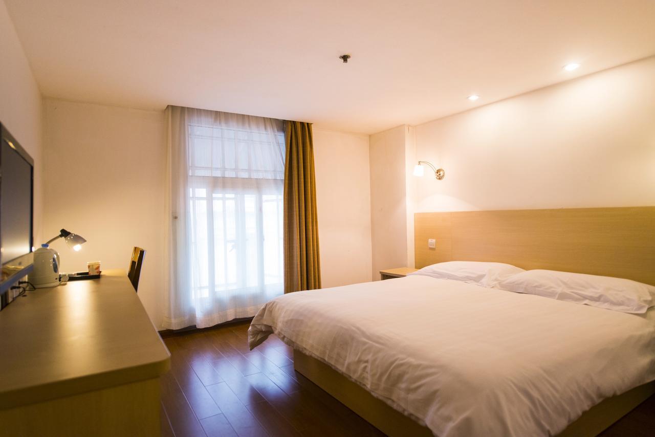 Motel Shanghai Sinan Road Εξωτερικό φωτογραφία