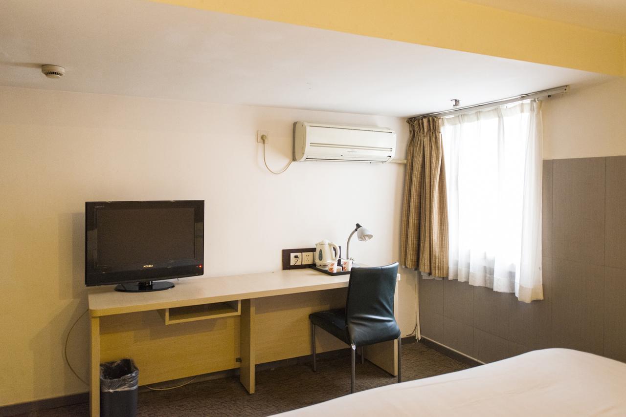 Motel Shanghai Sinan Road Εξωτερικό φωτογραφία